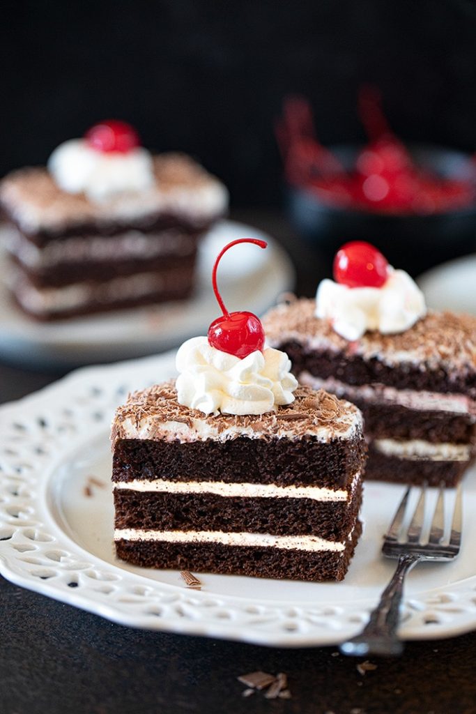 Black Forest Large Pastry